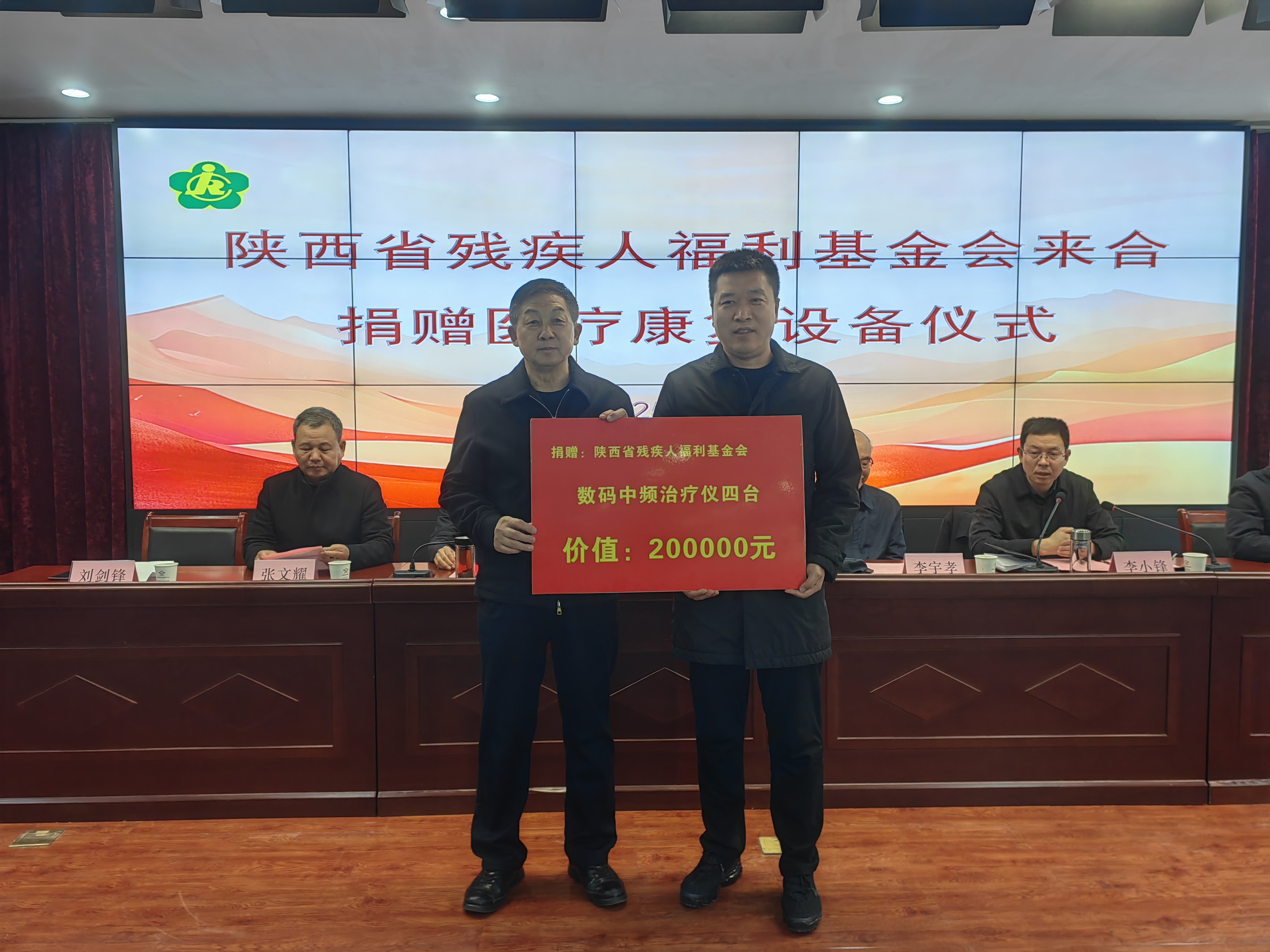 1765252186603060149.jpg 2.jpg